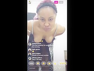 Webcam Videos: Black African Girl on Webcam